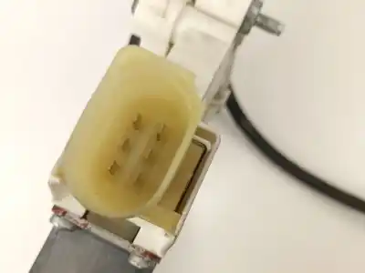 Second-hand car spare part passenger side right window regulator for bmw 1 (e87) 118 d oem iam references 7067796  