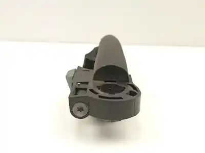 Second-hand car spare part interior left front handle for renault clio iii (br0/1, cr0/1) 1.5 dci (c/br0g, c/br1g) oem iam references 8200299233  