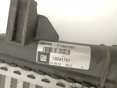 Автозапчастина б/у водяний радіатор для opel insignia a (g09) 2.0 cdti (68) посилання на oem iam 13241751  p1831001