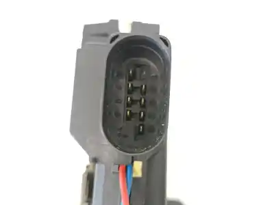 Second-hand car spare part left front door lock for audi a4 b6 (8e2) 2.0 oem iam references 4b1837015b  