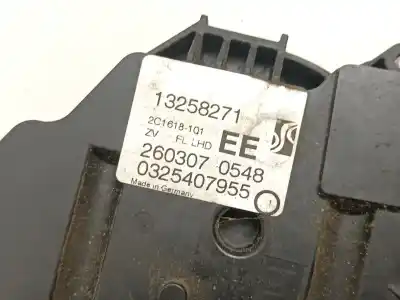 Second-hand car spare part left front door lock for opel corsa d (s07) 1.4 (l08, l68) oem iam references 13258271  