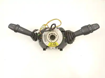 Pezzo di ricambio per auto di seconda mano comando pulito per fiat stilo (192_) 1.9 jtd (192_xe1a) riferimenti oem iam 735368247  