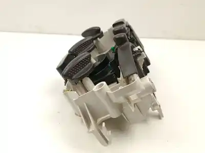 Pièce détachée automobile d'occasion commande de chauffage / climatisation pour toyota yaris (_p1_) 1.0 (scp10_) références oem iam 8401052100  