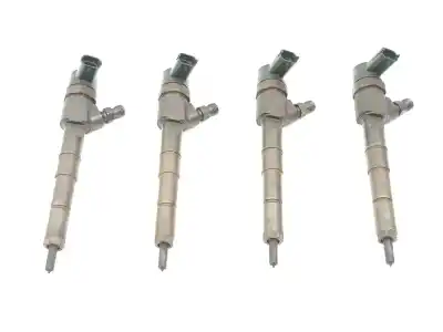 Second-hand car spare part injector for opel insignia a (g09) 2.0 cdti (68) oem iam references 55566050