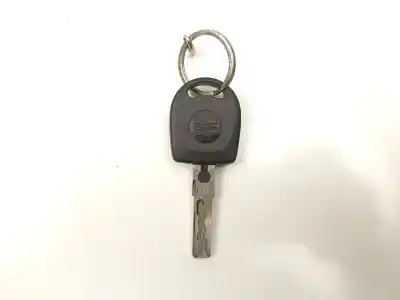 Автозапчасти б/у переключатель стартера за seat toledo ii (1m2) 1.9 tdi ссылки oem iam 4b0905851c  