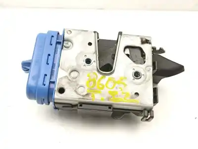 Pezzo di ricambio per auto di seconda mano serratura porta posteriore sinistra per audi a4 b5 (8d2) 1.9 tdi riferimenti oem iam 8d0839015a  