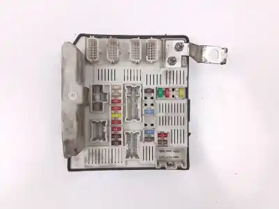 Second-hand car spare part fuse box unit for renault scénic ii (jm0/1_) 2.0 dci (jm1k) oem iam references 8200481863  