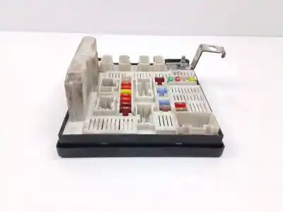 Second-hand car spare part fuse box unit for renault scénic ii (jm0/1_) 2.0 dci (jm1k) oem iam references 8200481863  