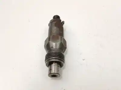 Pezzo di ricambio per auto di seconda mano iniettore per renault 19 ii (b/c53_) 1.9 d (b/c53j) riferimenti oem iam 7701033826  lcr6735101d