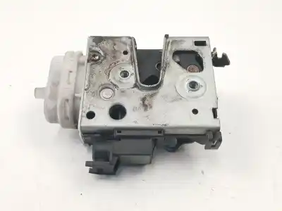 Автозапчасти б/у замок левой передней двери за audi a4 b5 (8d2) 1.9 tdi ссылки oem iam 8d1837015a  