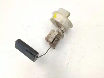 Second-hand car spare part fuel pump for peugeot 306 fastback (7a, 7c, n3, n5) 1.9 d oem iam references 9610587080