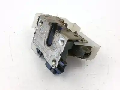 Second-hand car spare part left front door lock for renault megane i classic (la0/1_) 1.9 d (la0a, la0u, la0r) oem iam references 7701469180