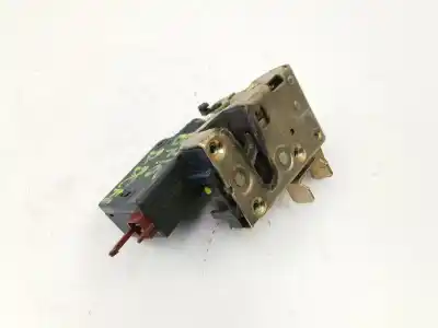 Pièce détachée automobile d'occasion SERRURE DE PORTE AVANT DROITE pour PEUGEOT 106 II (1A_, 1C_)  Références OEM IAM 913687  
