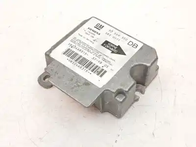 Second-hand car spare part AIRBAG CONTROL UNIT for OPEL VECTRA B (J96) 1.6 I 16V (F19) OEM IAM references 90569350  