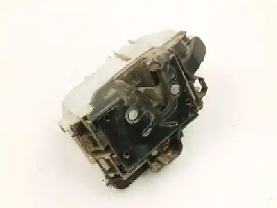 Pièce détachée automobile d'occasion SERRURE DE PORTE AVANT DROITE pour VOLKSWAGEN POLO (6N2) 1.4 TDI Références OEM IAM 6N1837016E  