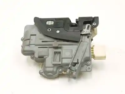 Second-hand car spare part front right door lock for audi q7 (4lb) 3.0 tdi quattro oem iam references 3c1837016a  