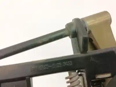 Second-hand car spare part interior left front handle for bmw 3 (e46) 316 i oem iam references 51218253453  