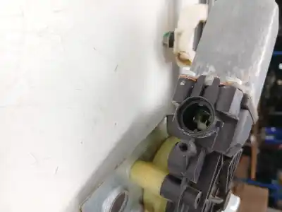 Автозапчасти б/у регулятор стекла переднего правого за renault kangoo / grand kangoo ii (kw0/1_) 1.5 dci ссылки oem iam 807209565r   Автозапчасти б/у регулятор стекла переднего правого за renault kangoo / grand kangoo ii (kw0/1_) 1.5 dci ссылки oem iam 807209565r