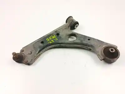 Pezzo di ricambio per auto di seconda mano BRACCIO DI SOSPENSIONE ANTERIORE SINISTRO INFERIORE per OPEL CORSA D  Riferimenti OEM IAM 55703230  