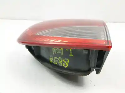 Second-hand car spare part right tailgate light for seat leon (1m1) 1.9 tdi oem iam references 1m6945112  