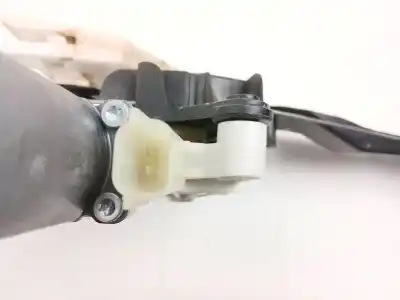 Second-hand car spare part rear left window regulator for chrysler sebring (js) 2.0 crd oem iam references 68021443aa  