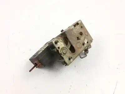 Pièce détachée automobile d'occasion SERRURE DE PORTE AVANT DROITE pour CITROEN SAXO (S0, S1) 1.4 VTS Références OEM IAM 9136F6  