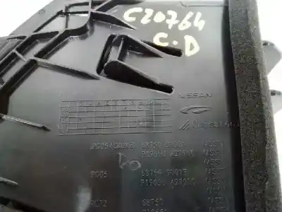 Second-hand car spare part air ventilation grille for nissan note (e11e) tekna oem iam references 68750bh00a  