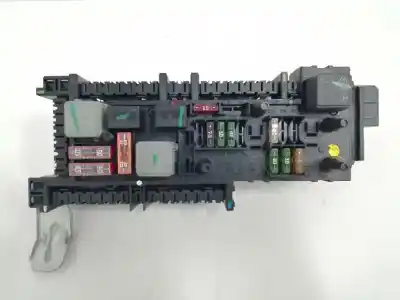 Gebrauchtes Autoersatzteil RELAIS SICHERUNGSKASTEN Multifunktionsrelais zum MERCEDES-BENZ CLASE C (W204) LIM.  OEM-IAM-Referenzen 016706581A  