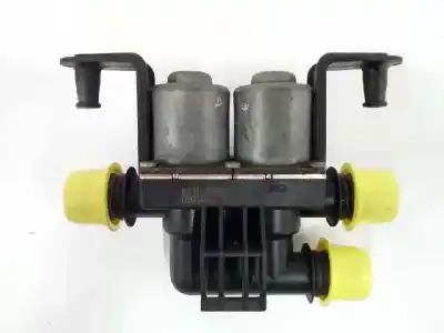 Peça sobressalente para automóvel em segunda mão válvula de controle do calefactor de agua por bmw x5 (e53) 3.0d referências oem iam 64116906652
