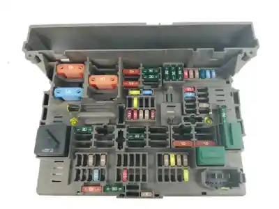 Pezzo di ricambio per auto di seconda mano scatola relè/fusibili per bmw serie 3 touring (e91) 2.0 16v diesel riferimenti oem iam 61149116447