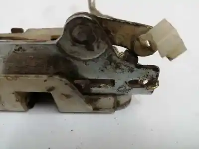 Second-hand car spare part front right door lock for suzuki samurai (sj) suzuki santana oem iam references 8220182c00000  