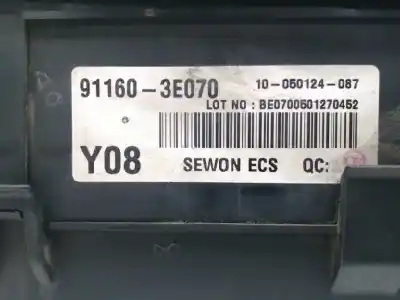 Second-hand car spare part fuse box unit for kia sorento i (jc) 2.5 crdi oem iam references 911603e070   Second-hand car spare part fuse box unit for kia sorento i (jc) 2.5 crdi oem iam references 911603e070