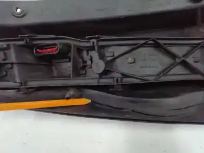 Автозапчастина б/у правий ліхтар для smart forfour 1.5 cdi cat посилання на oem iam a4548200664  