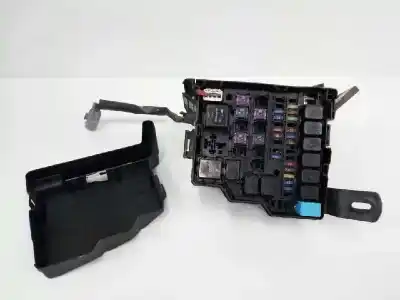 Second-hand car spare part fuse box unit for mazda 2 (de_, dh_) 1.3 (de3fs) oem iam references d6516676y  