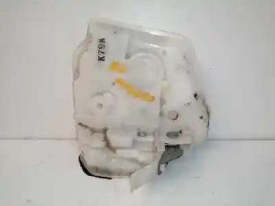 Pièce détachée automobile d'occasion serrure de porte arrière droite pour mazda 3 lim. () style références oem iam 8c23a0192