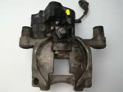 Peça sobressalente para automóvel em segunda mão pinça de travão traseira direita por audi a3 sportback (8va, 8vf) 1.6 tdi referências oem iam 5q0615406br