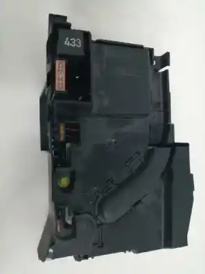 Second-hand car spare part fuse box unit for porsche cayenne (typ 9pa) 4.5 v8 turbo cat 450 cv / 331 kw oem iam references 7l0937548