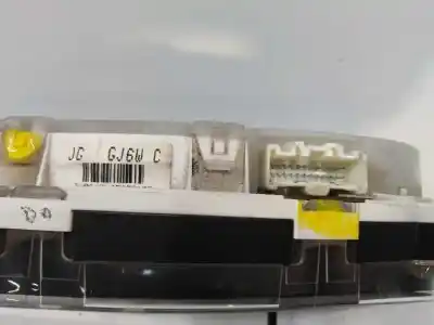 Peça sobressalente para automóvel em segunda mão quadrante por mazda 6 hatchback (gg) 2.0 di (gg14) referências oem iam jggj6wc  