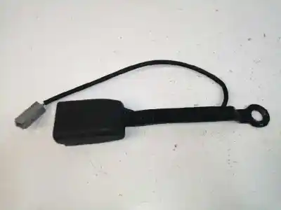 Pièce détachée automobile d'occasion boucle de ceinture de sécurité avant gauche pour mazda 3 lim. () style références oem iam 