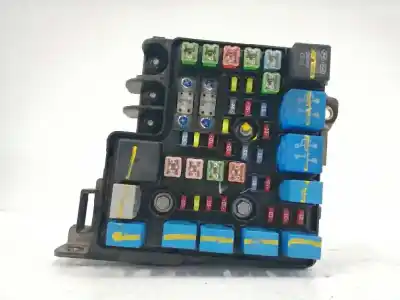 Second-hand car spare part fuse box unit for kia cee´d 1.6 crdi cat oem iam references 919501h030  