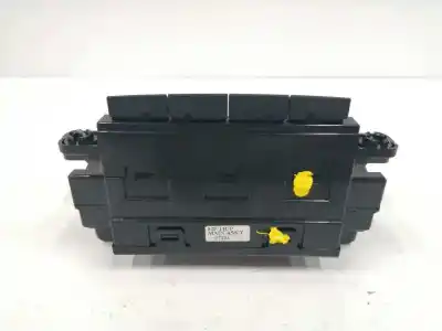 Second-hand car spare part multifunction display for kia cee´d 1.6 crdi cat oem iam references 957101h400  