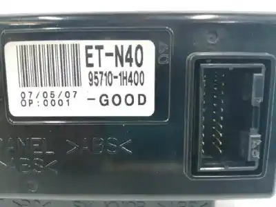 Second-hand car spare part multifunction display for kia cee´d 1.6 crdi cat oem iam references 957101h400  
