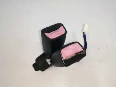 Peça sobressalente para automóvel em segunda mão chicote / encaixe cinto segurança dianteiro esquerdo por kia cee´d 1.6 crdi cat referências oem iam   