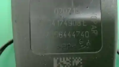 Автозапчасти б/у крюк для ремня задний центральный за jeep renegade suv (bu, b1, bv) 1.6 crd ссылки oem iam 735644474  