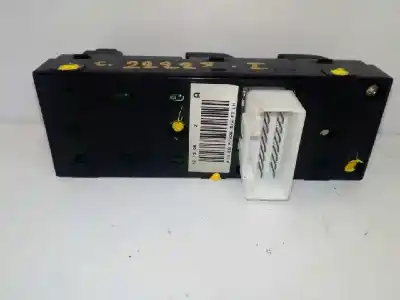 Автозапчасти б/у выключатель левого переднего окна за kia cee´d active ссылки oem iam 935701h120  3694901000