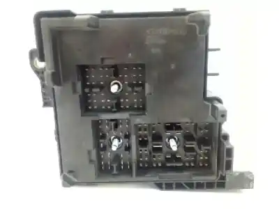 Pièce détachée automobile d'occasion boîtes à fusibles pour kia cee'd fastback (ed) 1.6 crdi 115 références oem iam 919501h030  