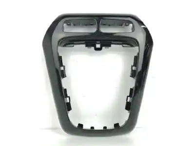 Pezzo di ricambio per auto di seconda mano modanatura anteriore per opel corsa f (p2jo) 1.2 (68) riferimenti oem iam 39198243