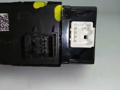 Автозапчасти б/у переключатель регулировки высоты фар за hyundai i20 ii (gb, ib) 1.2 ссылки oem iam 93300c8050  