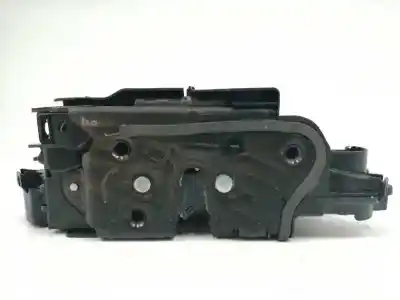 Peça sobressalente para automóvel em segunda mão fechadura da porta dianteira esquerda por skoda octavia lim. (5e3) 1.0 tsi referências oem iam 5tb837015a