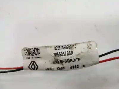 Автозапчасти б/у внутренний правый задний фонарь за renault clio iv (bh_) 1.5 dci 90 ссылки oem iam 265505796r  